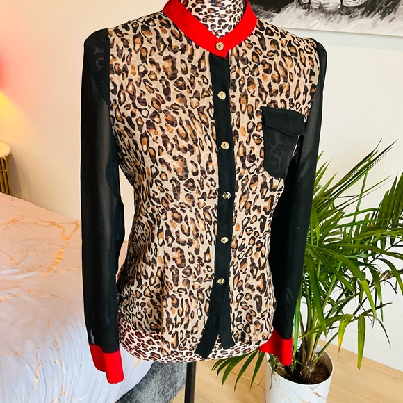 Button Down Leopard Print Top - Picture 5 of 7